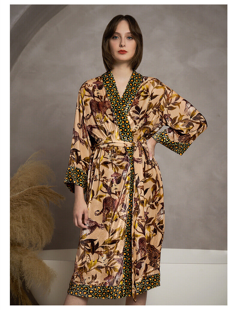Peignoir en velours de soie imprimé animal de la jungle robe de chambre femme longueur midi