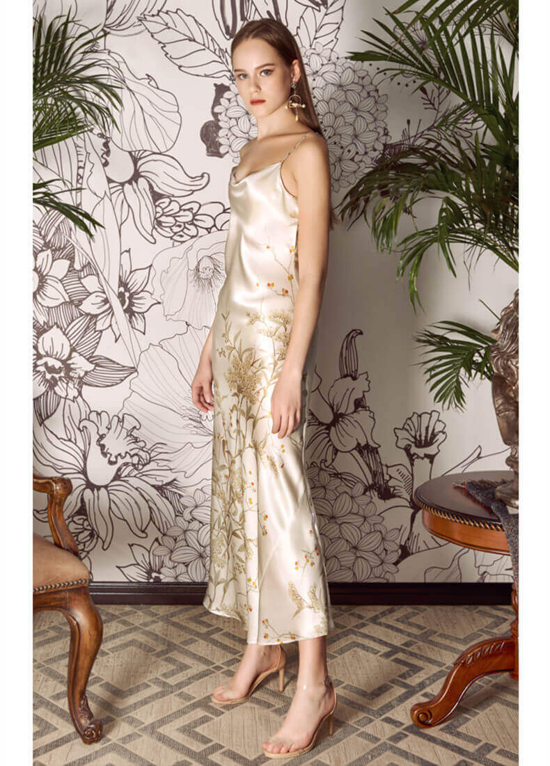 Nuisette en soie pour femme Chemise de nuit à motif floral Robe longue classique longue