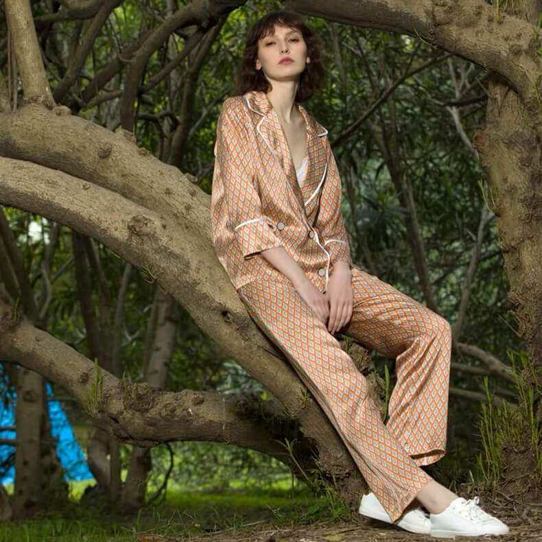 Pyjama en soie à motif géométrique pour femme Pyjama 100% soie femme Patte de boutonnage manches longues 3/4