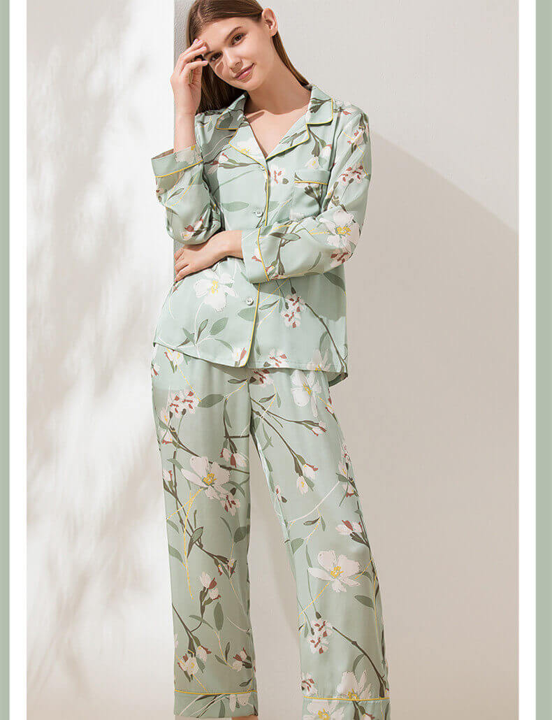 Pyjama femme pyjama en soie avec imprimé floral et pyjama à manches longues femme Beau pyjama avec patte de boutonnage