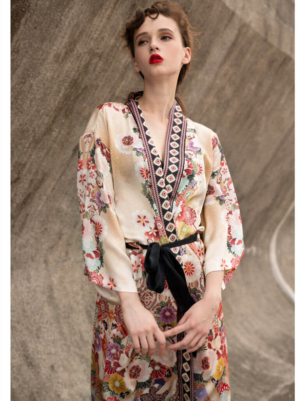 Kimono 100% soie femme robe de chambre en soie avec motif de fleurs et ceinture pour femme Asie Kimono femmes 1/2 manches
