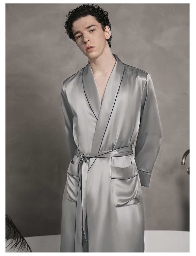 Robe de chambre 100% soie avec peignoir à manches longues pour hommes avec large revers et ceinture